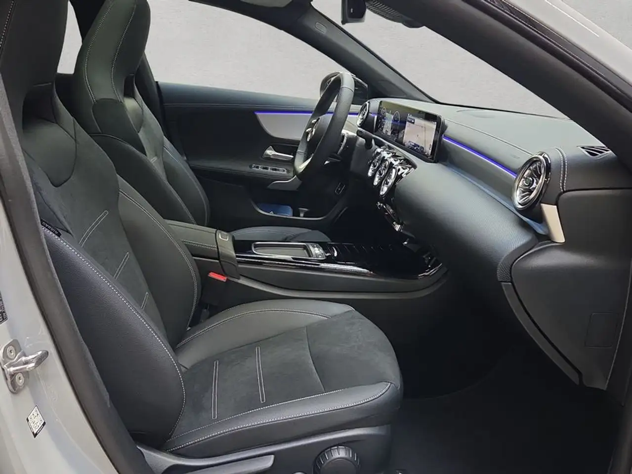 Mercedes-Benz CLA 180 19