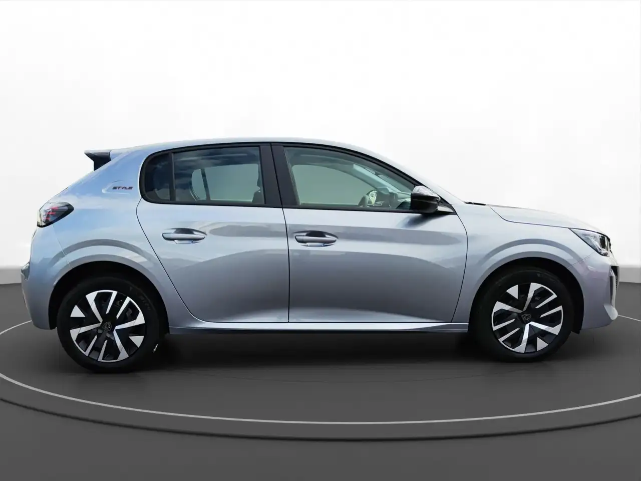 Peugeot 208 4