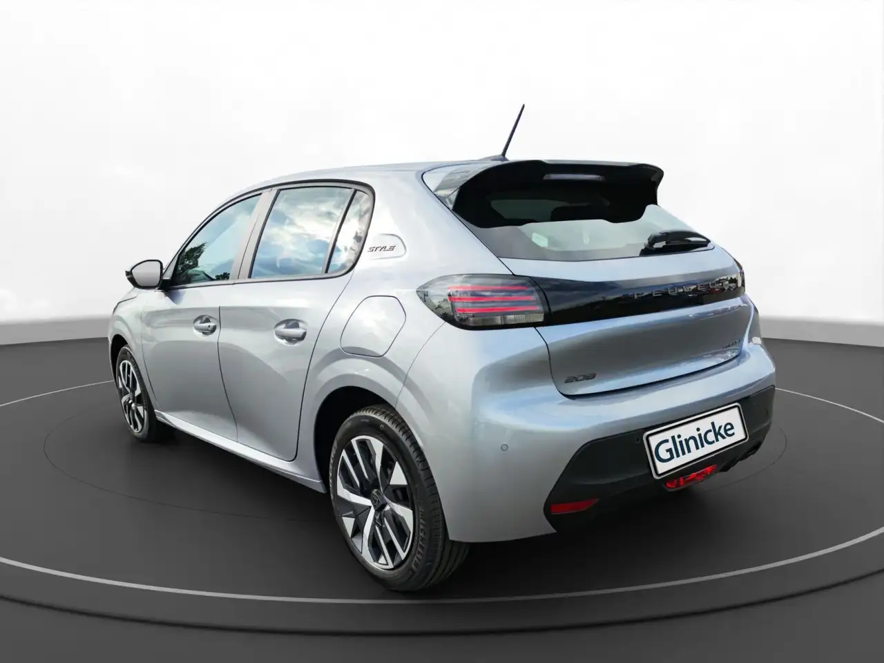Peugeot 208 7