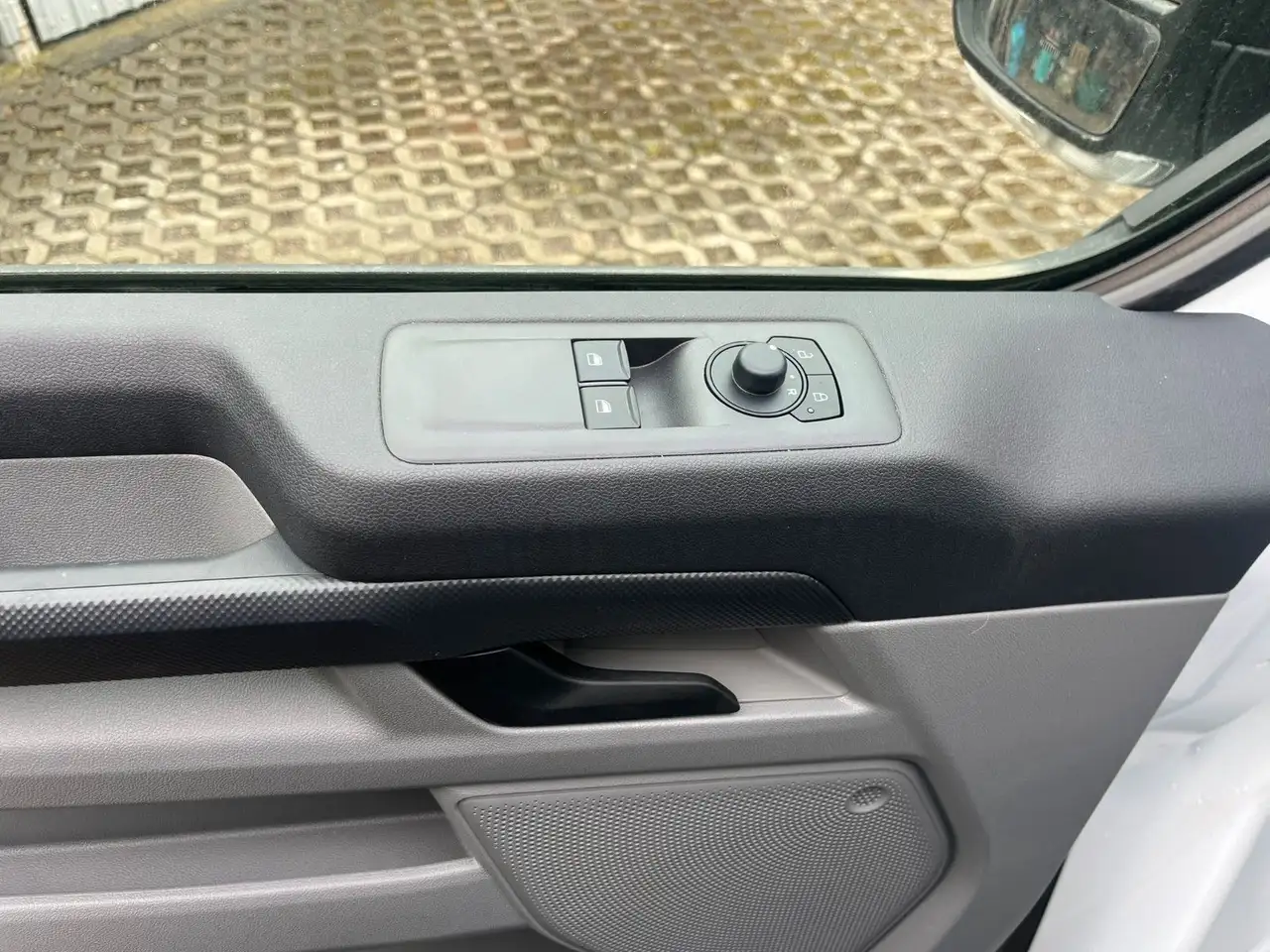 Ford Transit 16