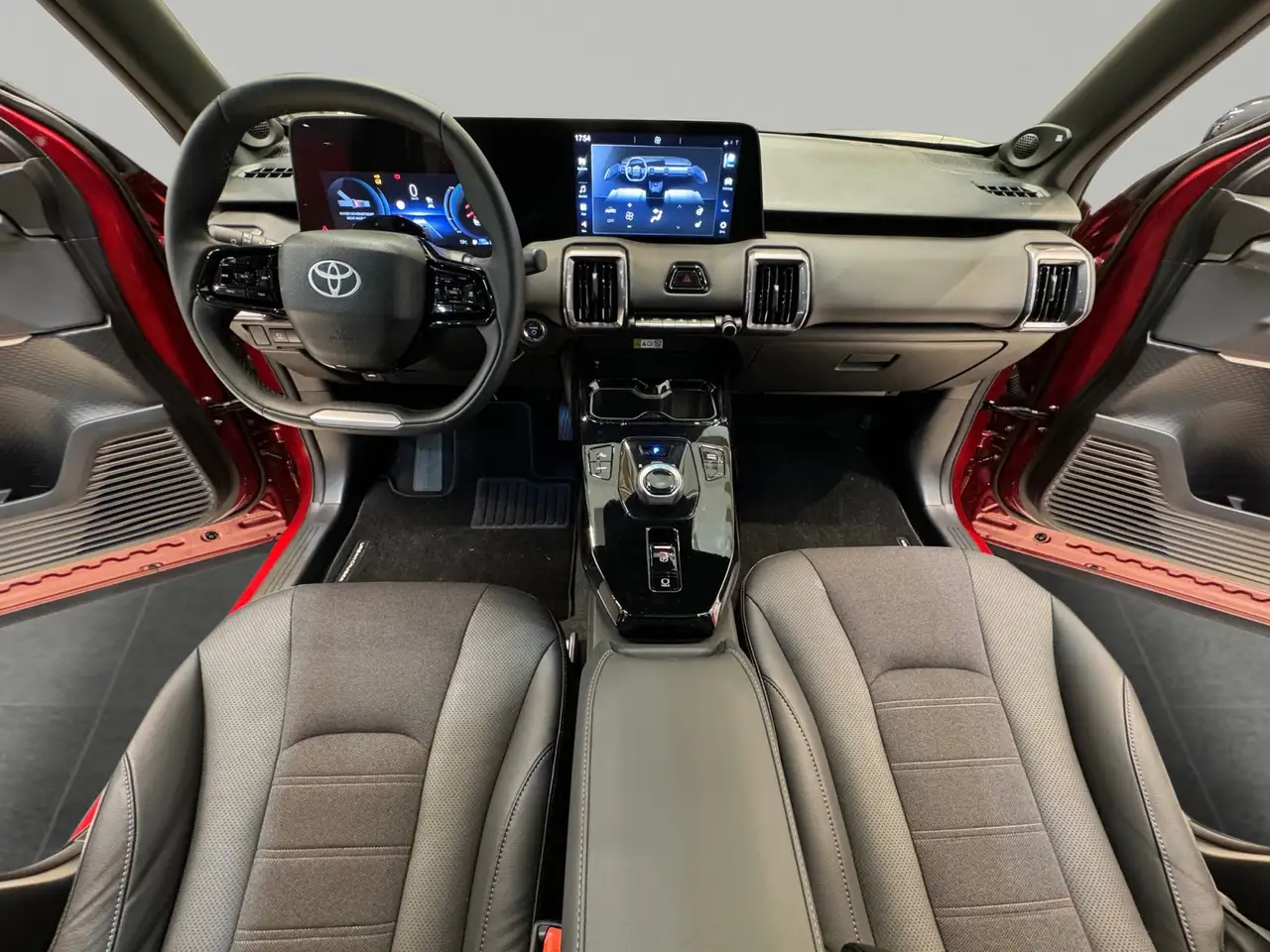 Toyota Urban 11