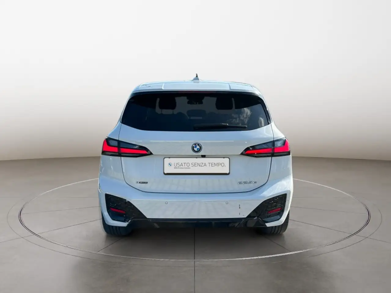 BMW 225 4