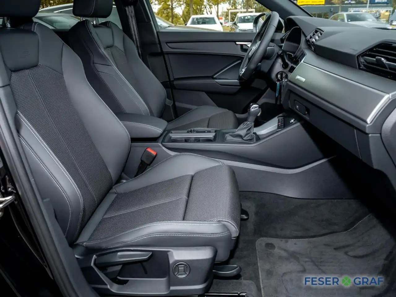 Audi Q3 6