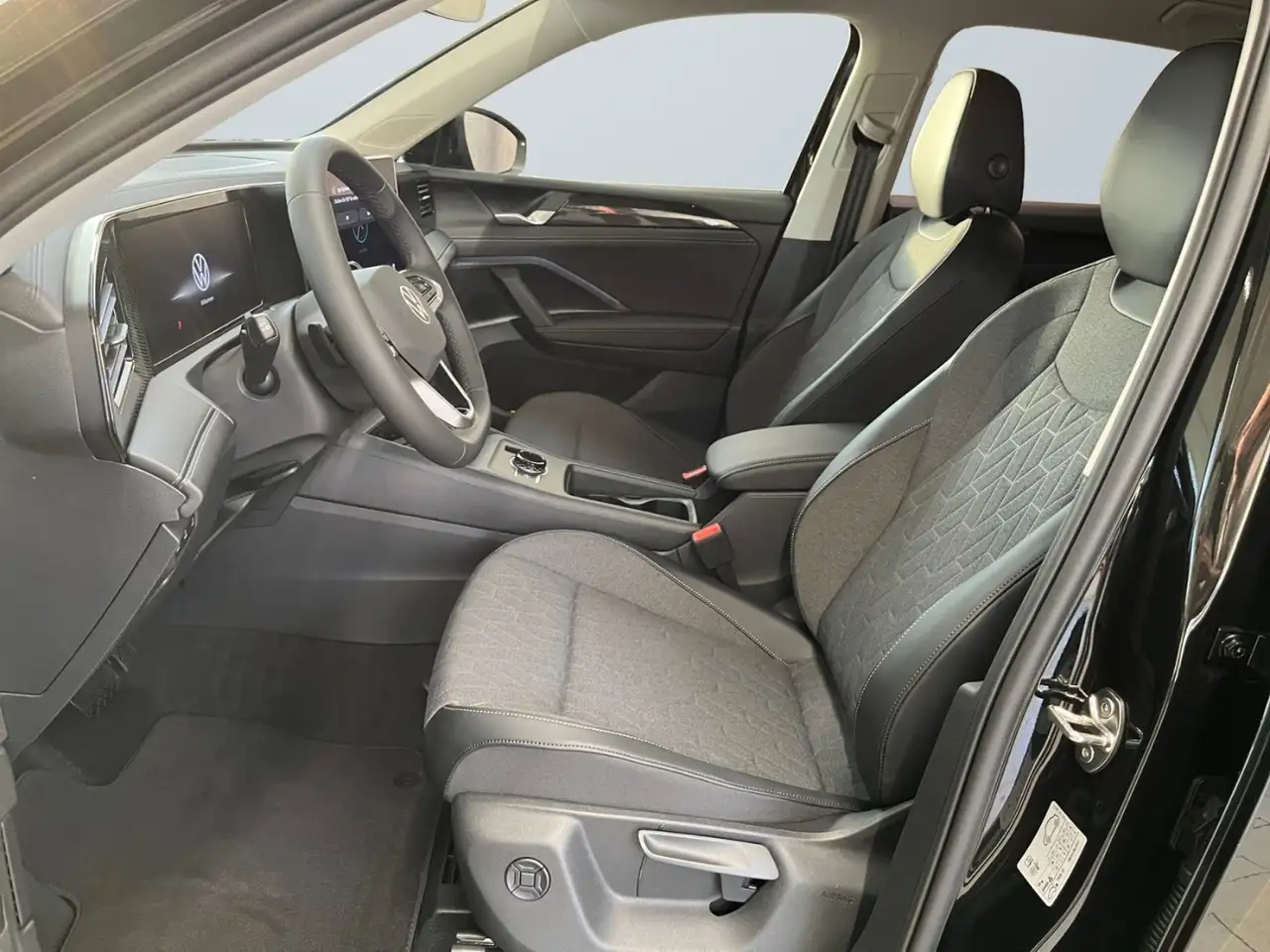 Volkswagen Tiguan 7