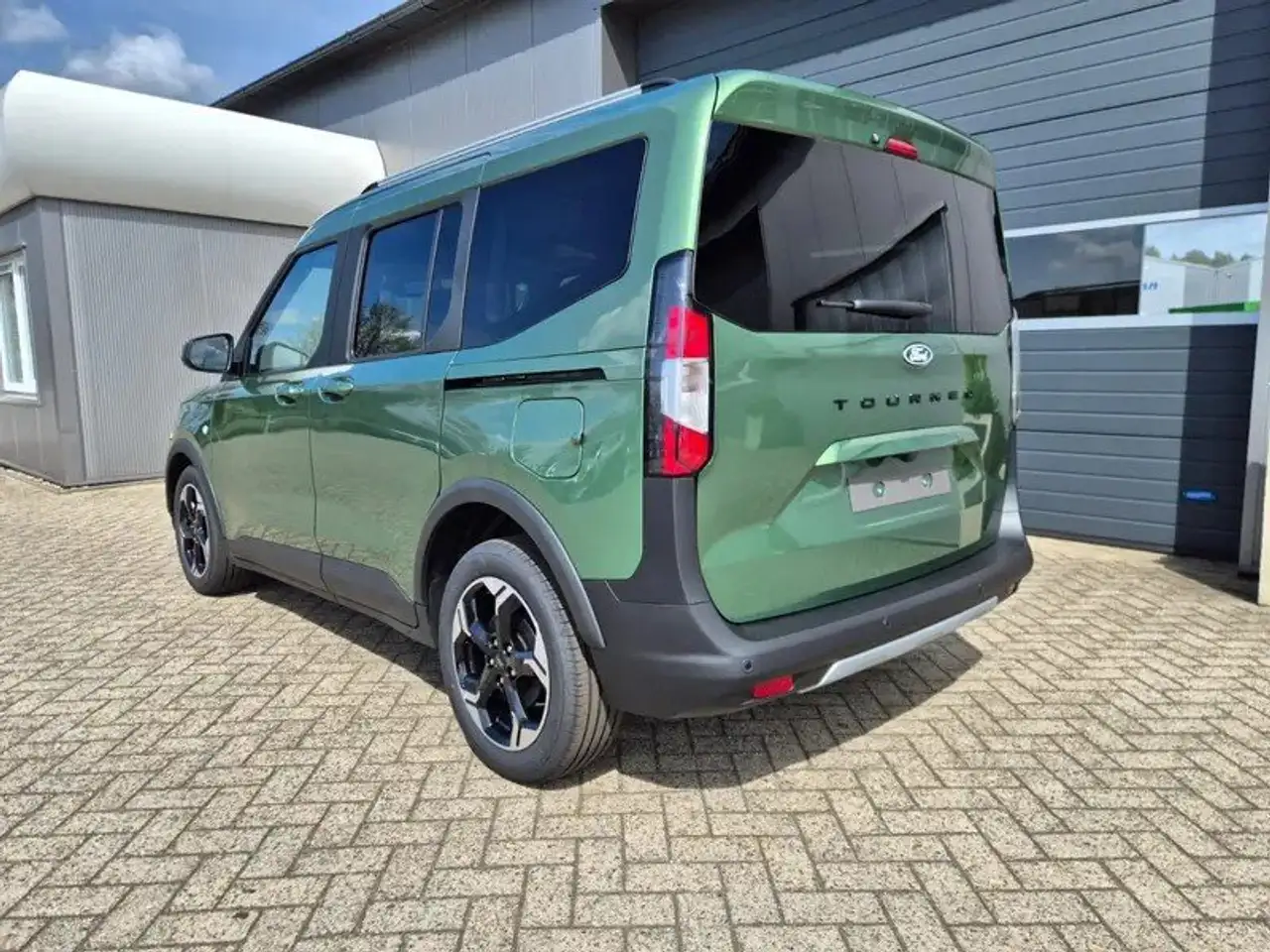 Ford Tourneo 3