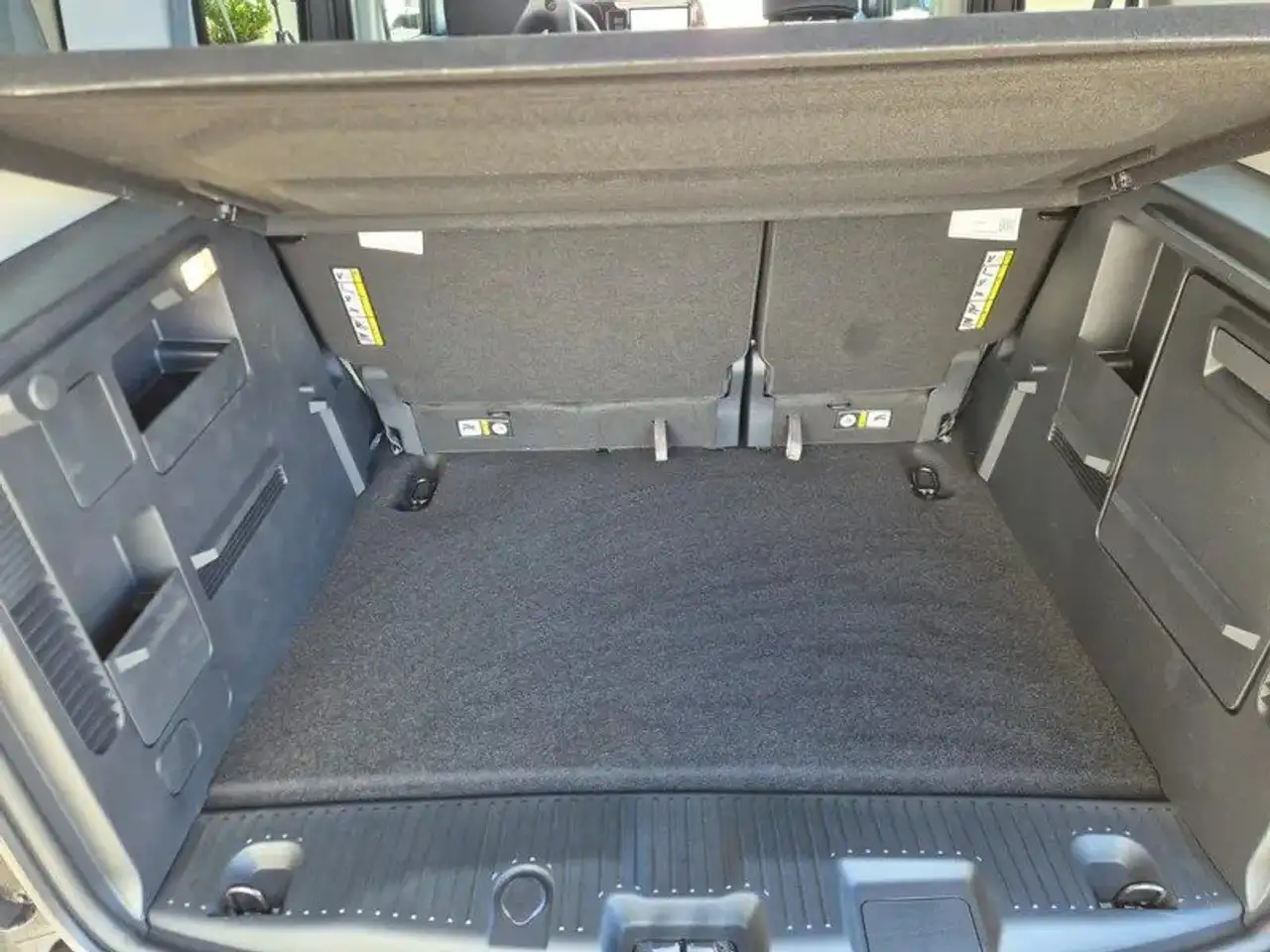Ford Tourneo 9