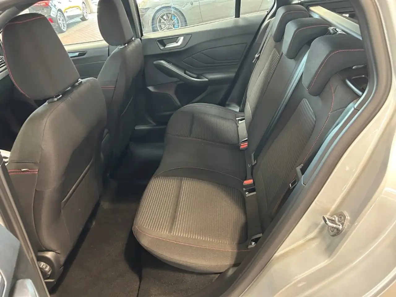 Ford Focus 9