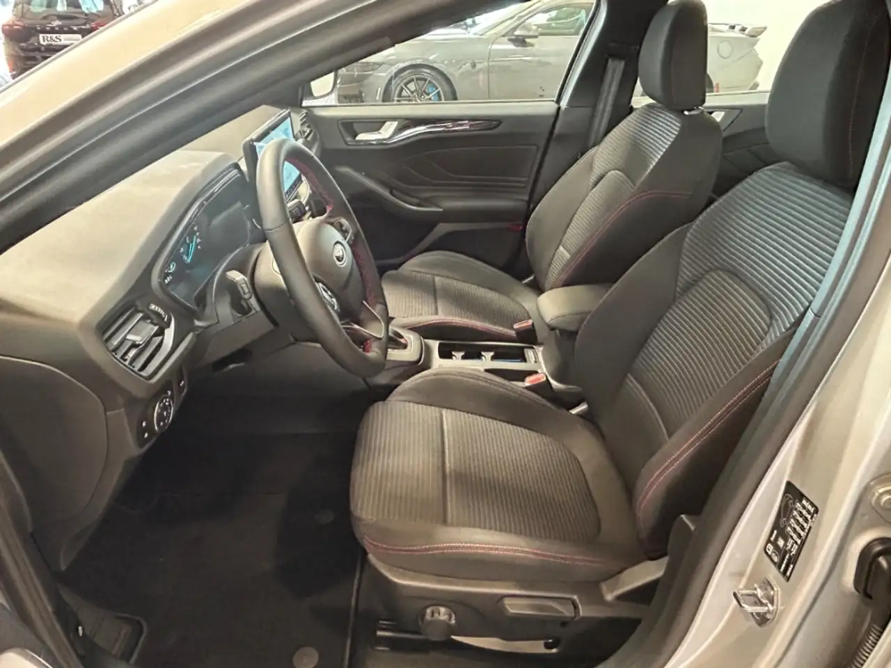Ford Focus 10