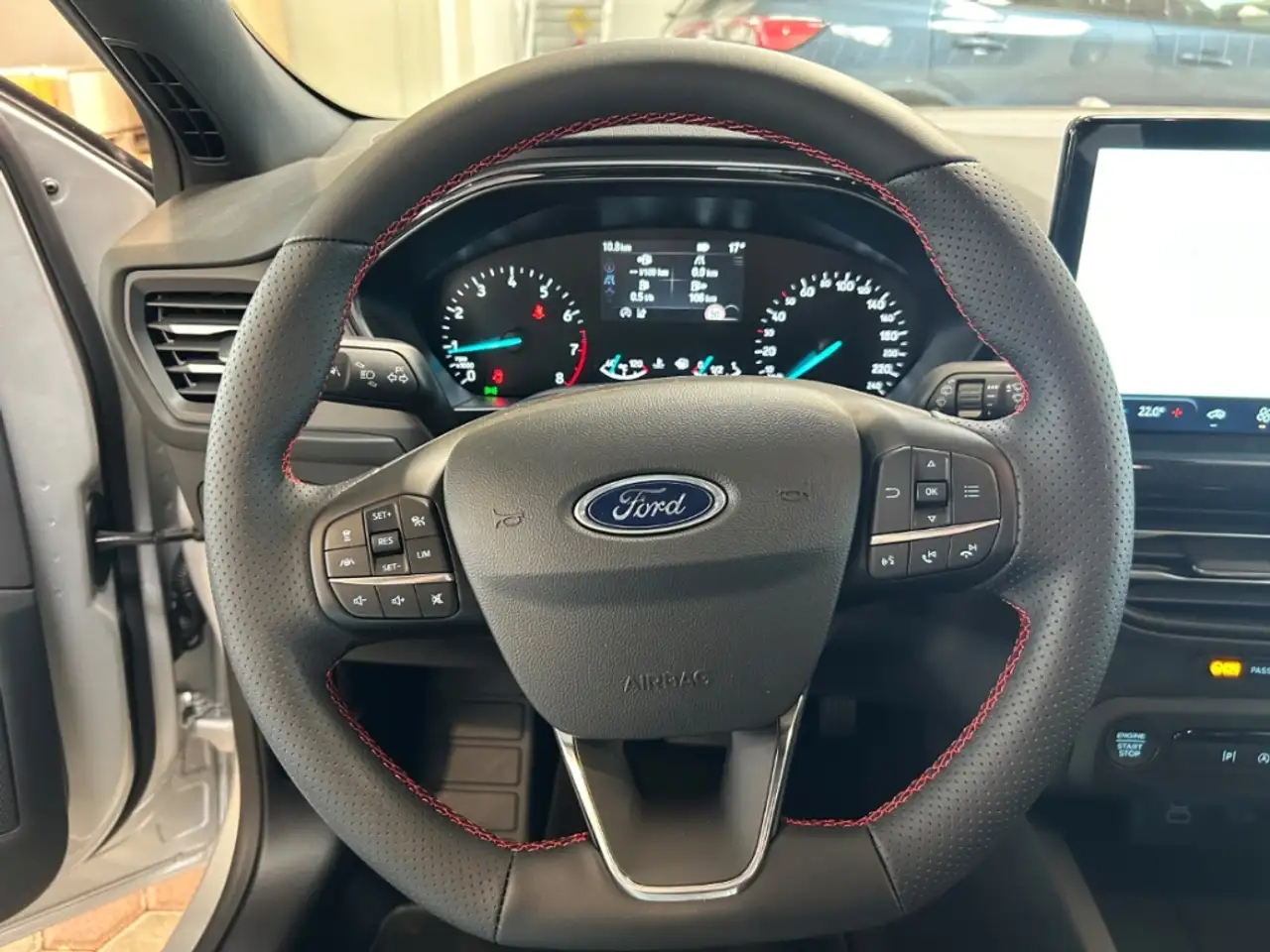 Ford Focus 14
