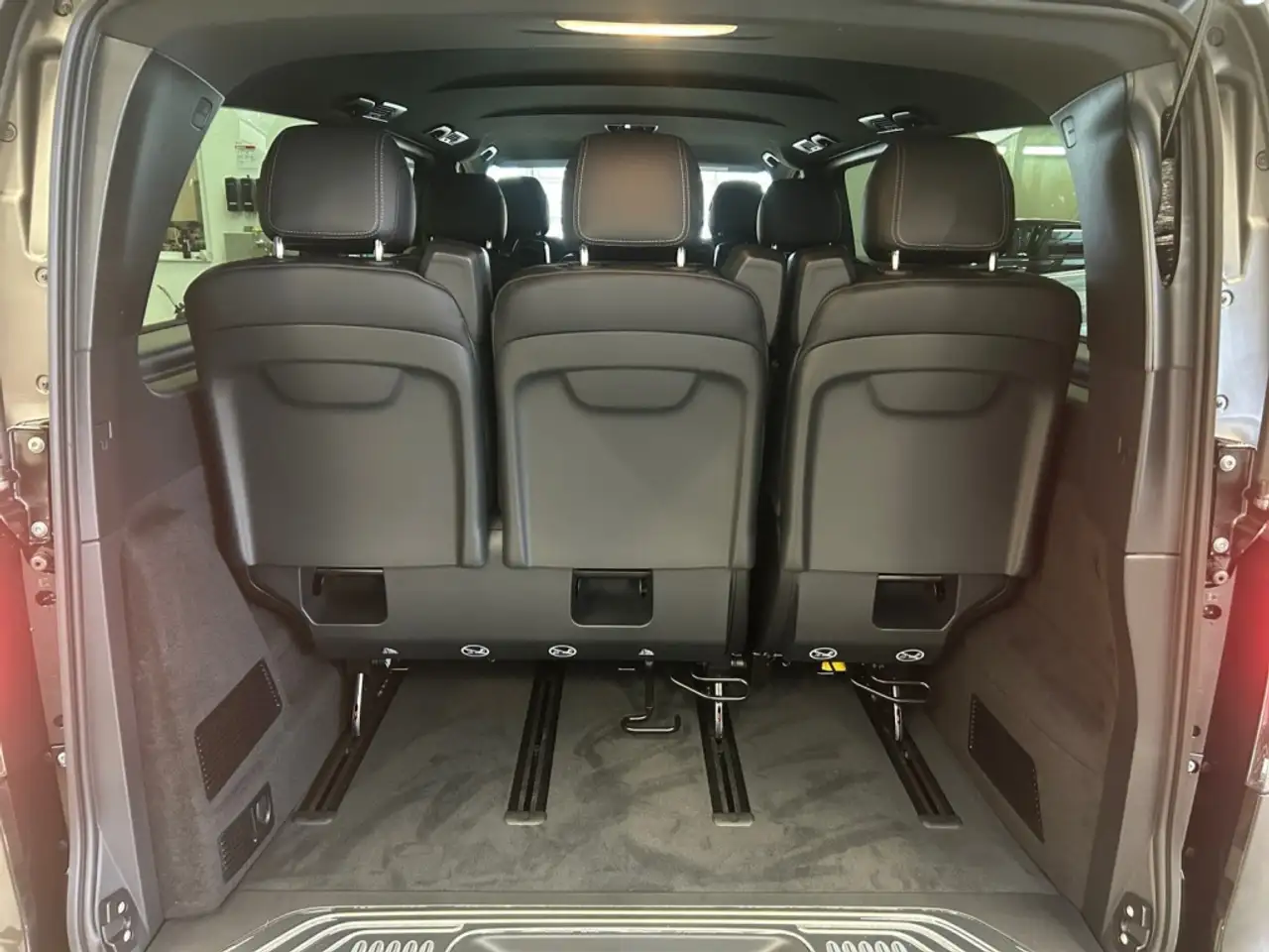 Mercedes-Benz V 300 13