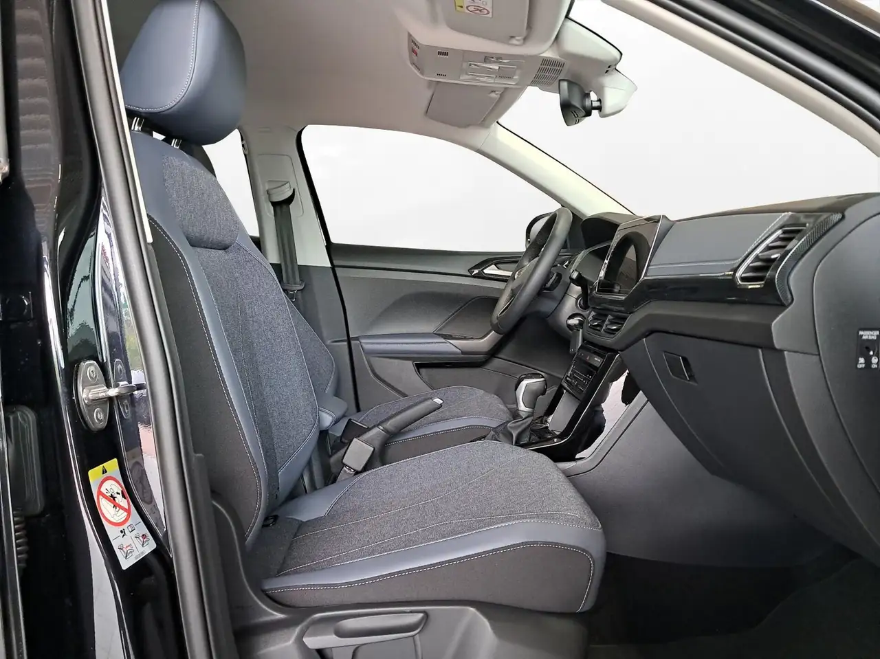Volkswagen T-Cross 5