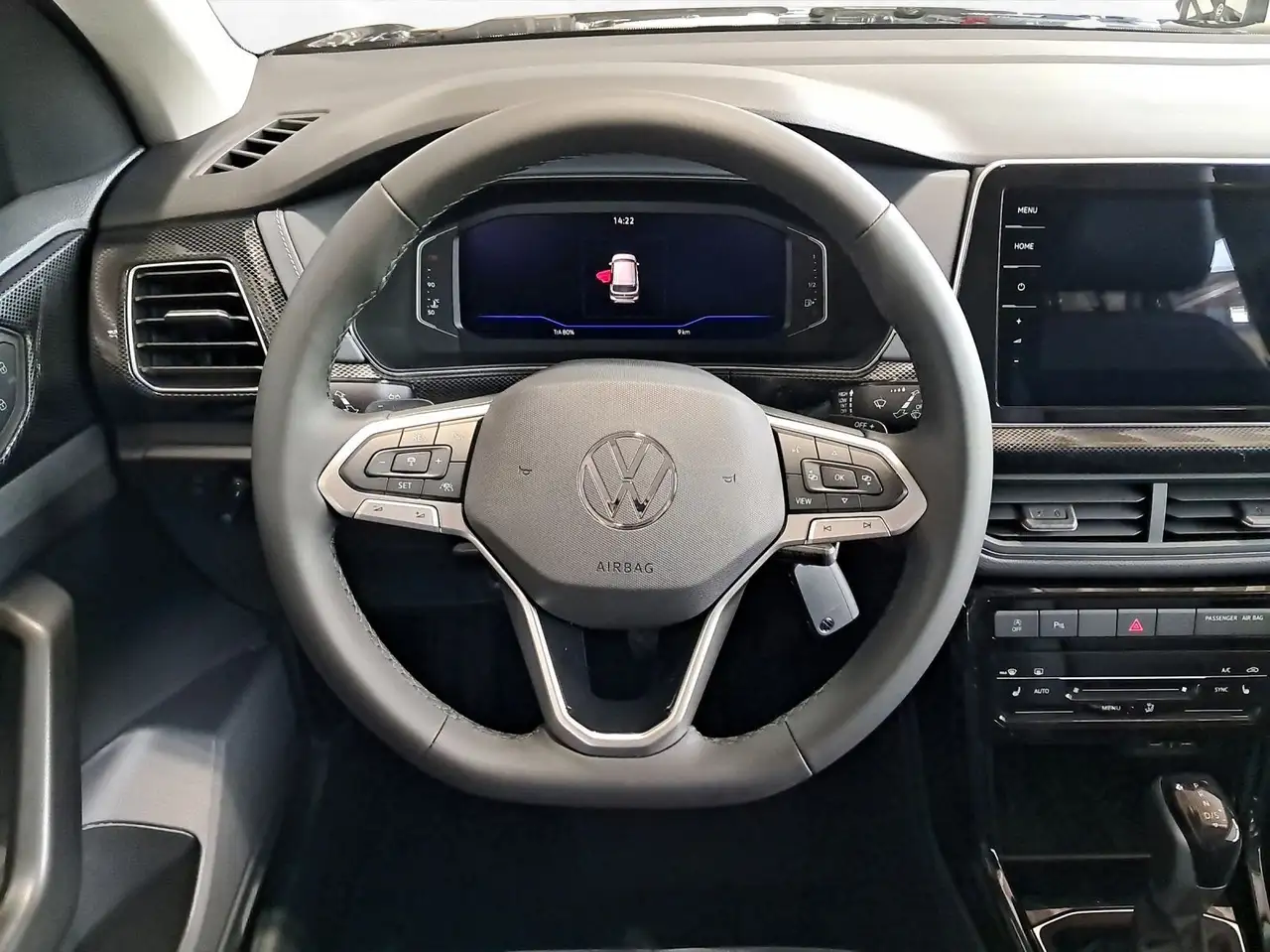 Volkswagen T-Cross 6