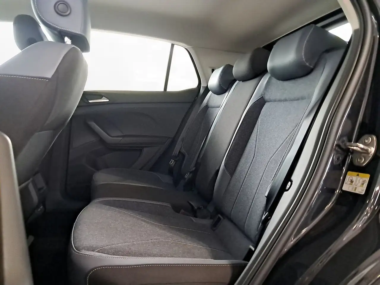 Volkswagen T-Cross 8