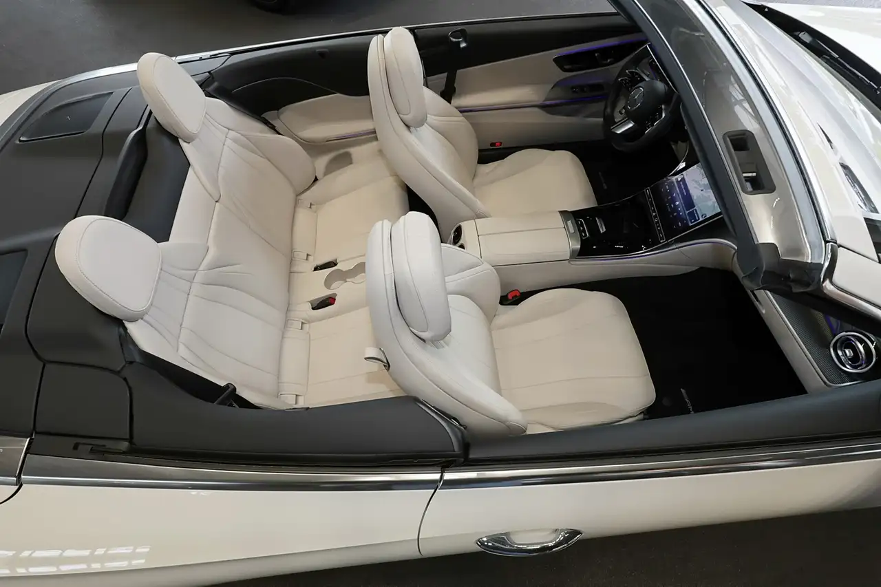 Mercedes-Benz CLE 200 7