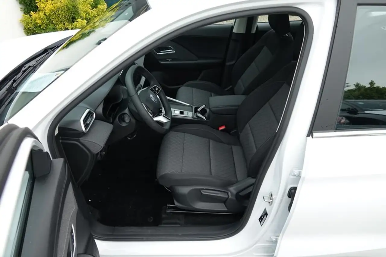 MG ZS Hybrid+ 7