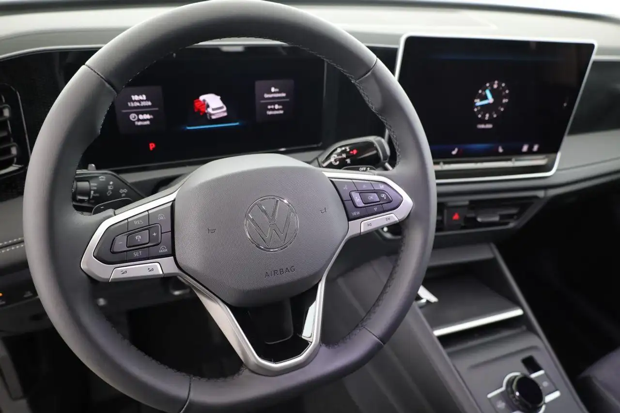 Volkswagen Tiguan 7