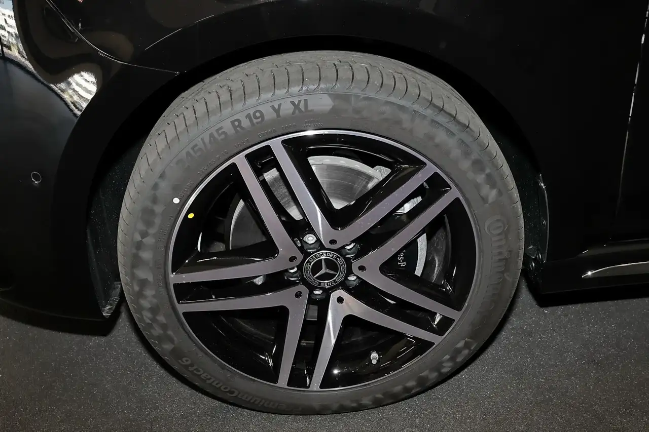Mercedes-Benz V 300 3