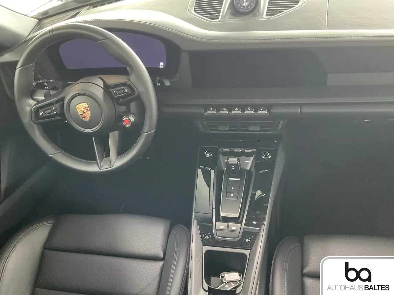 Porsche 992 911 8