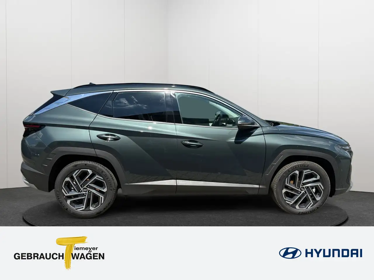 Hyundai TUCSON 4
