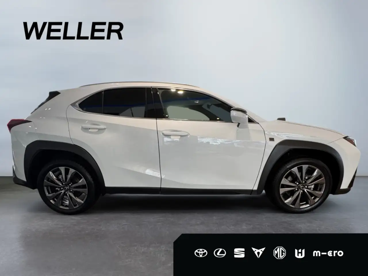 Lexus UX 5