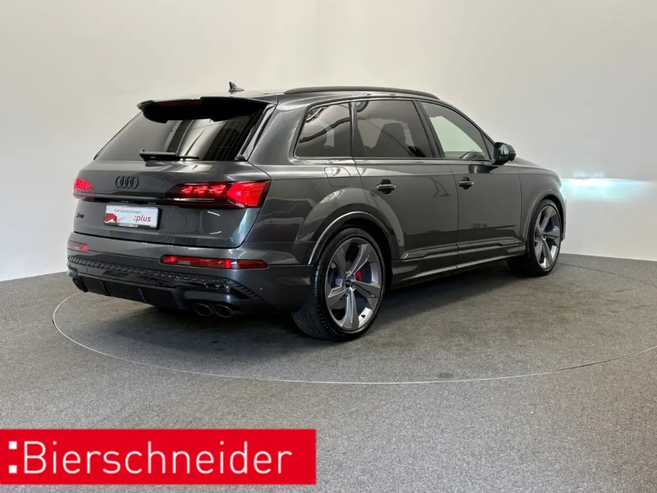 Audi SQ7 6