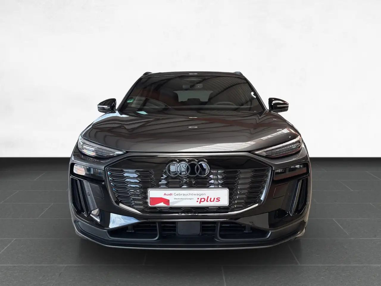 Audi Q6 2