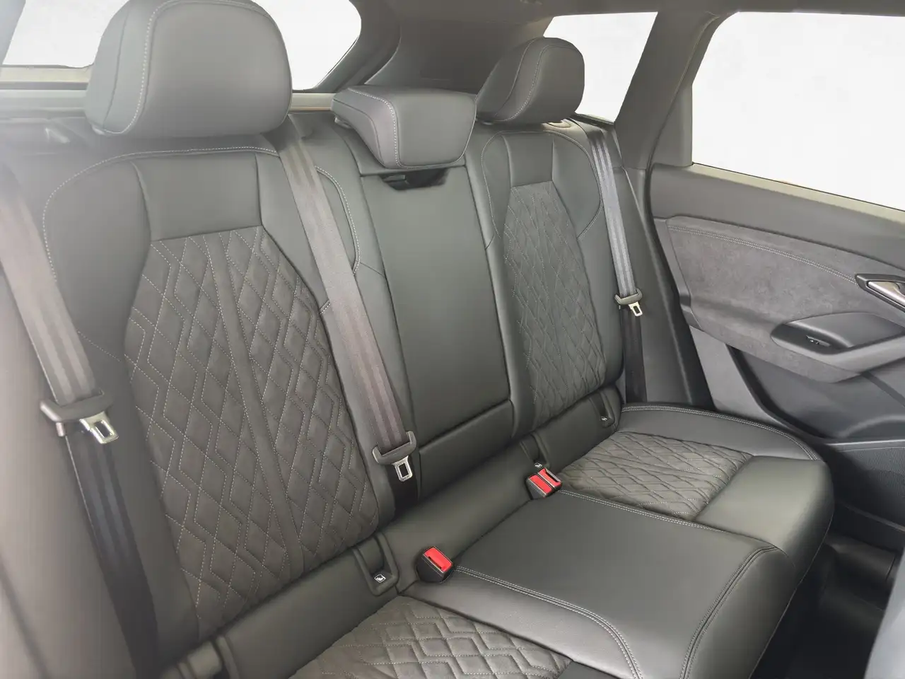 Audi Q6 9