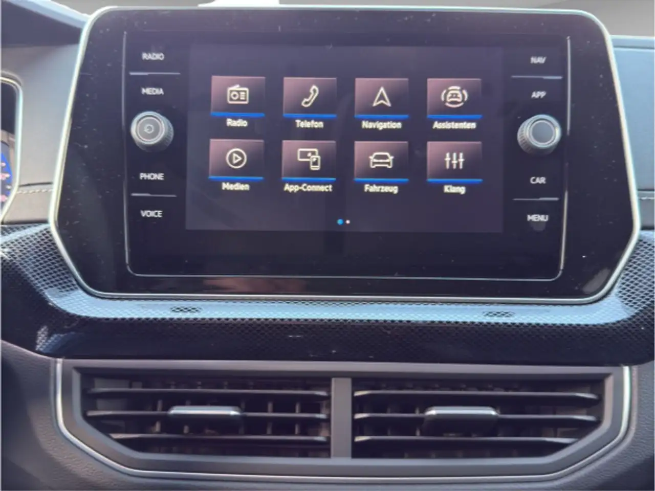 Volkswagen T-Cross 10