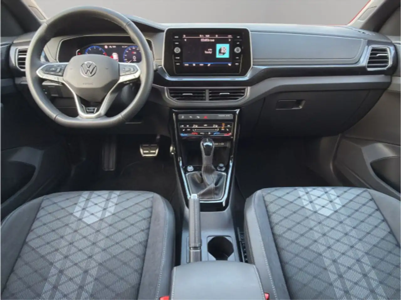 Volkswagen T-Cross 13