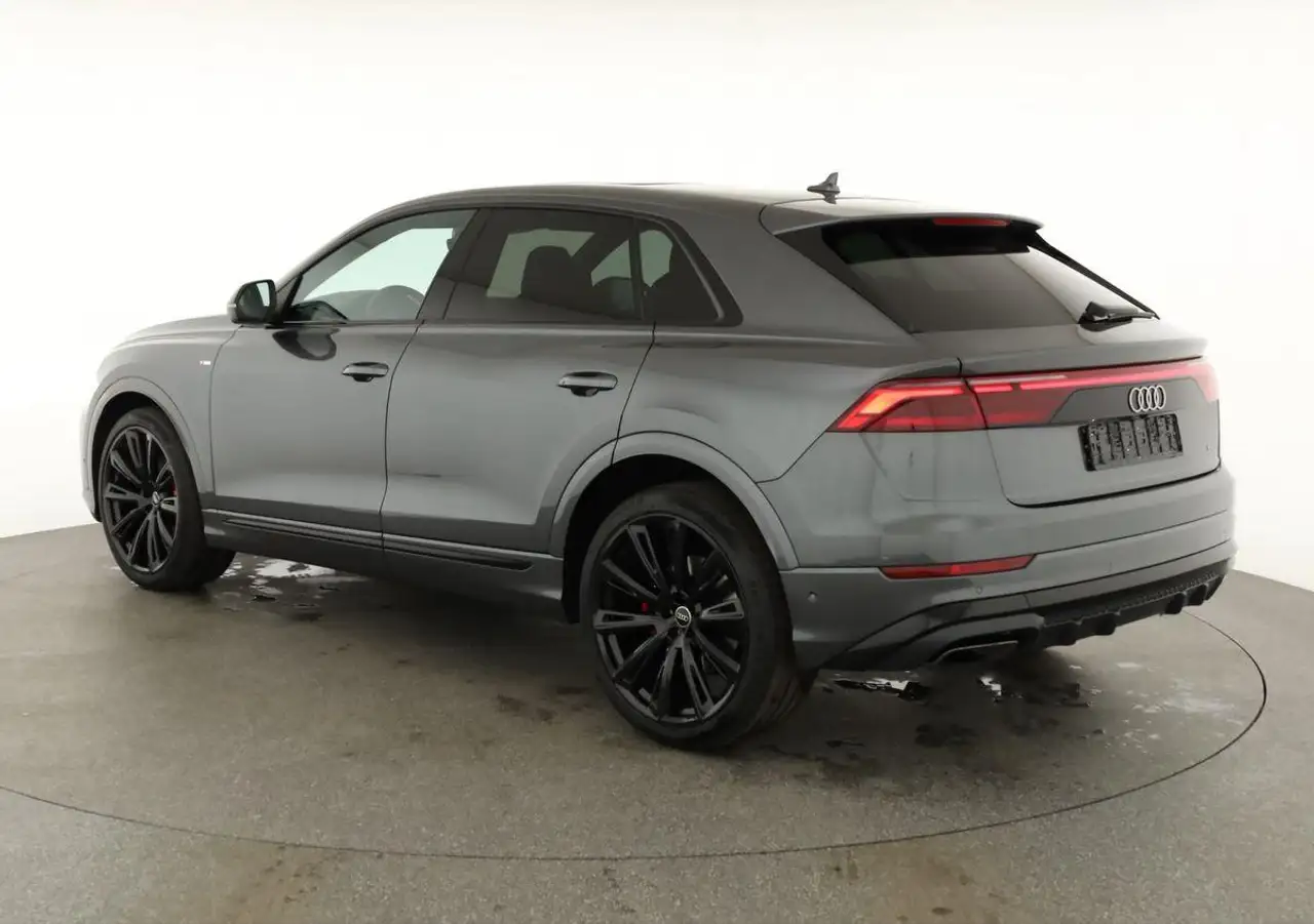 Audi Q8 50 5