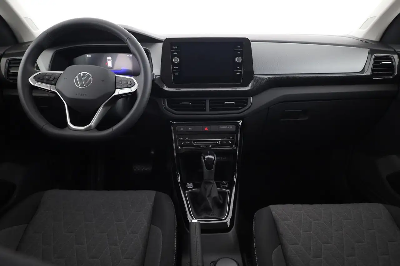 Volkswagen T-Cross 6
