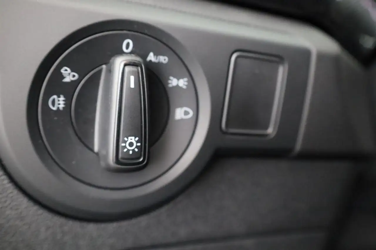 Volkswagen T-Cross 9