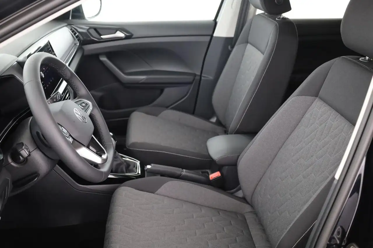 Volkswagen T-Cross 12