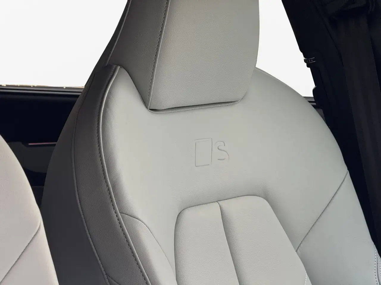 Audi A6 14