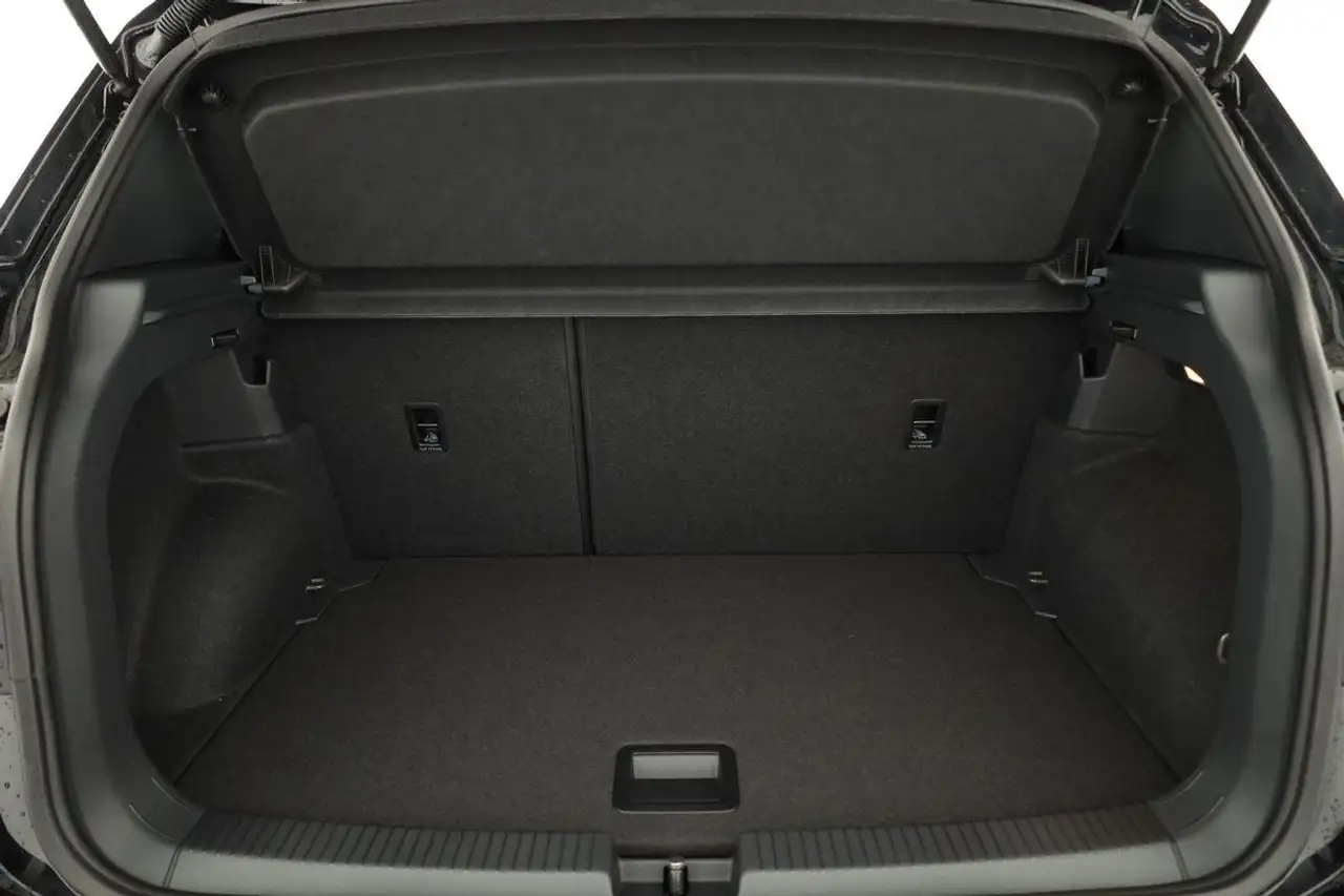 Volkswagen T-Cross 13