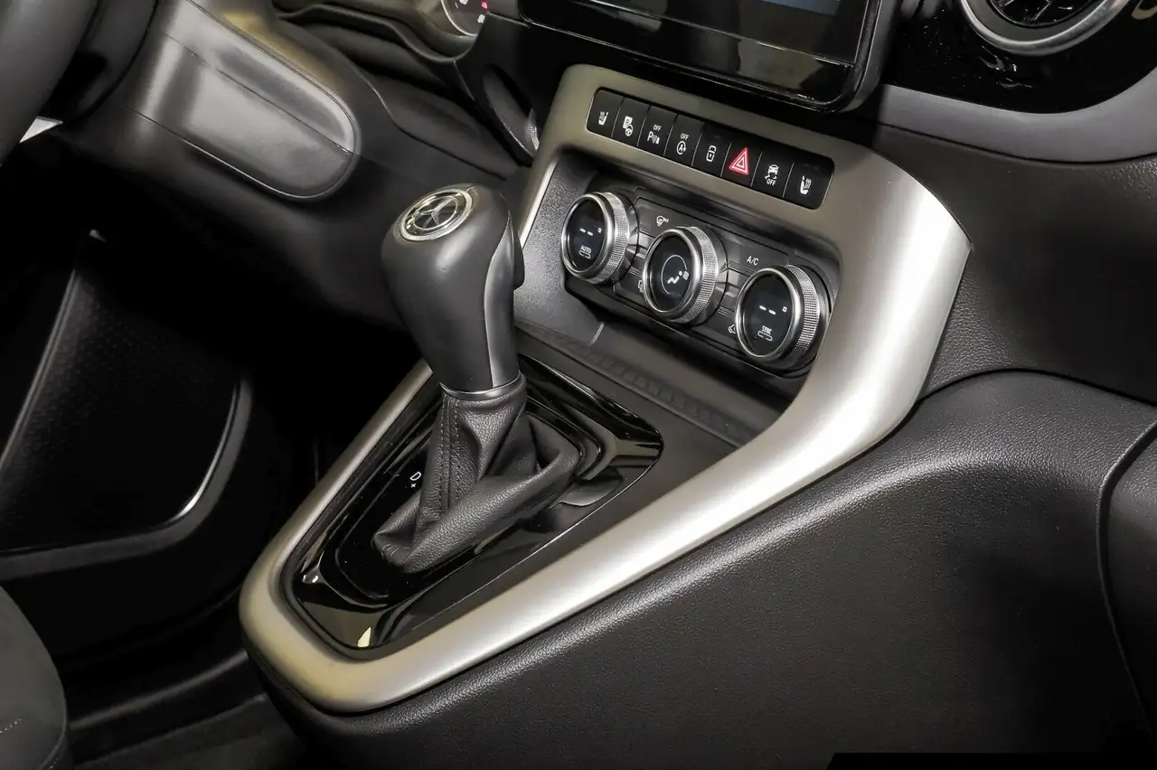 Mercedes-Benz T-Class 8