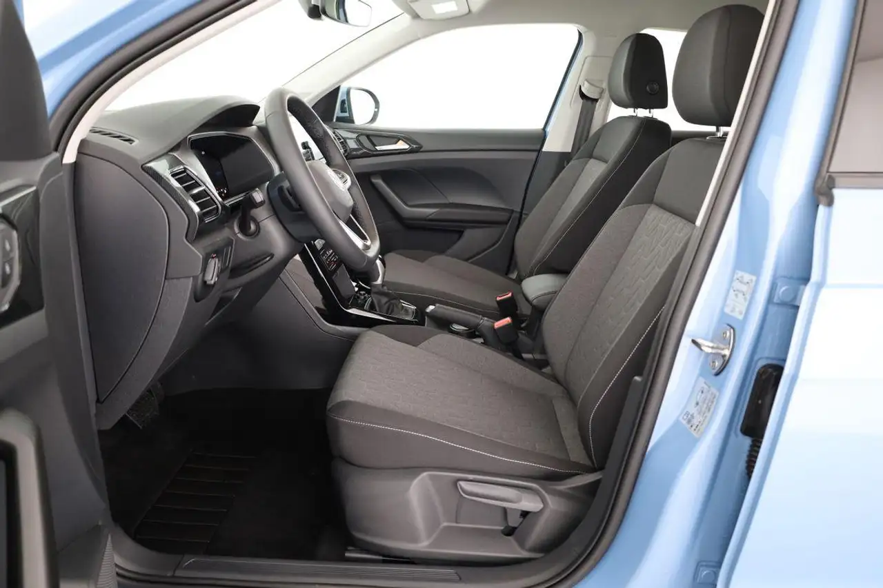 Volkswagen T-Cross 11