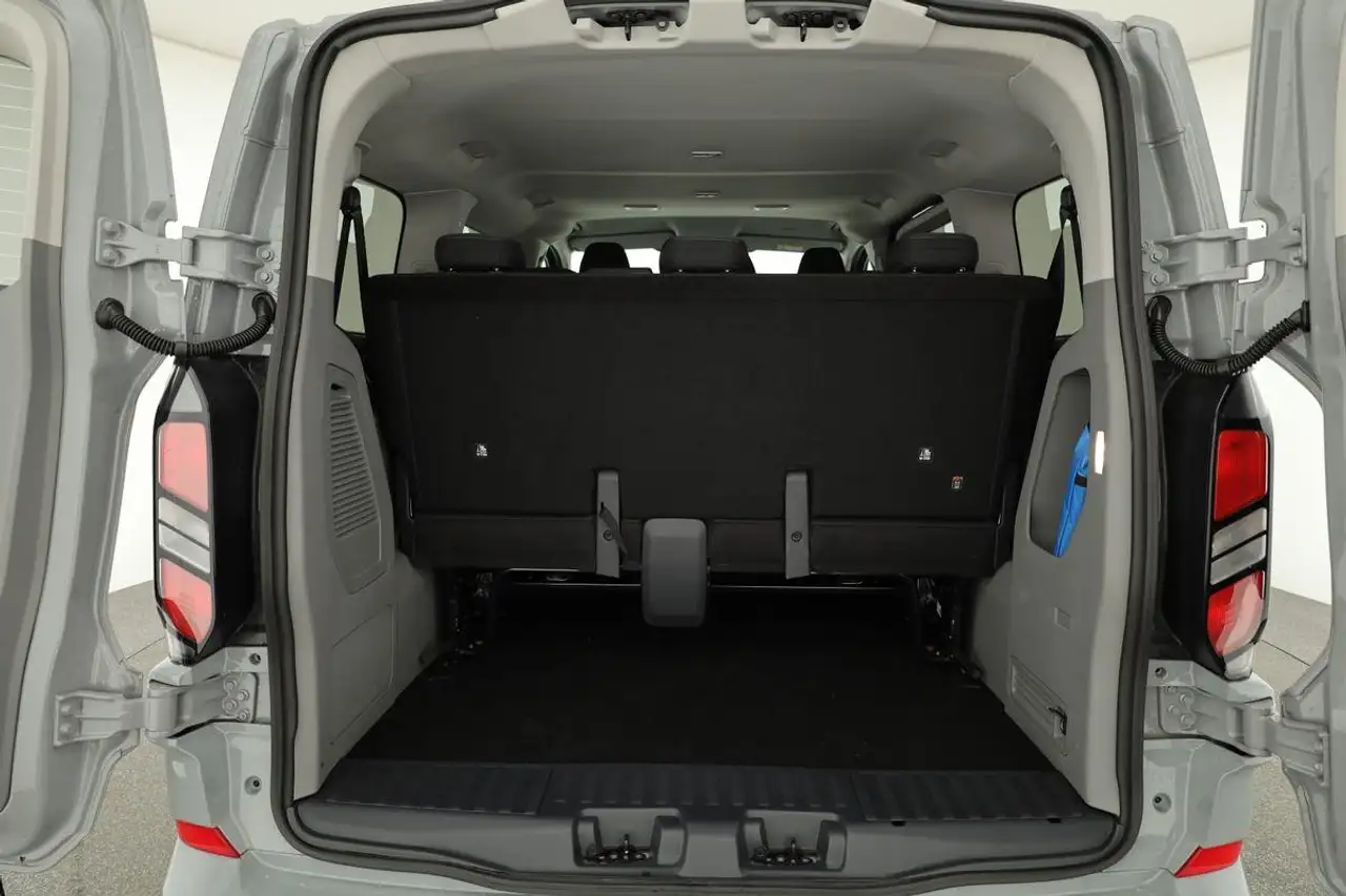 Ford Transit 14