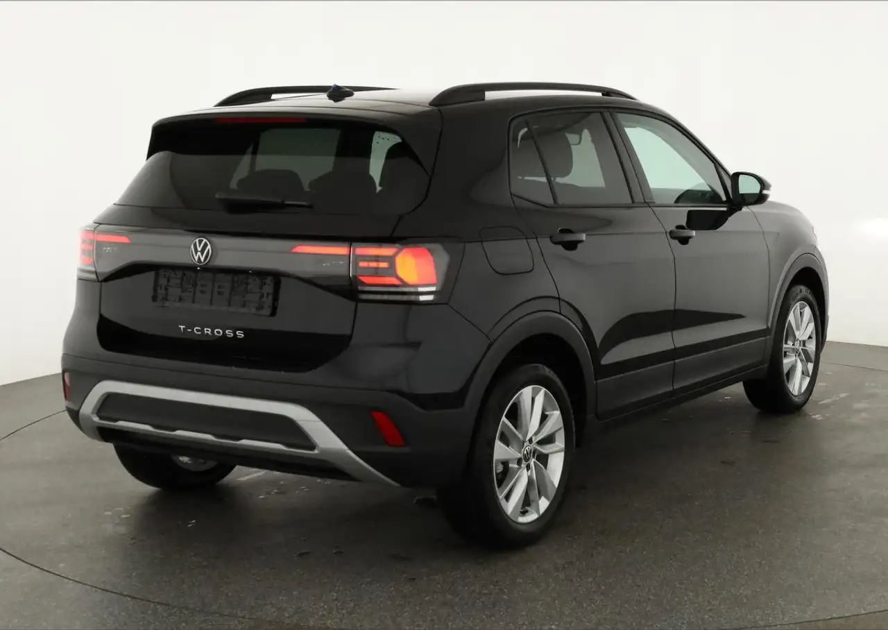 Volkswagen T-Cross 4