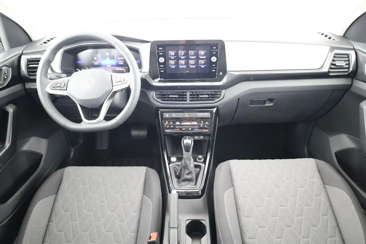 Volkswagen T-Cross 6