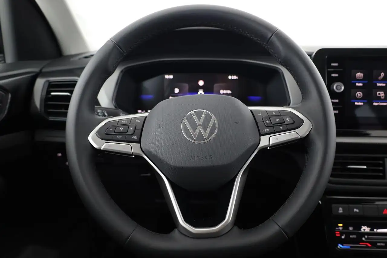 Volkswagen T-Cross 7