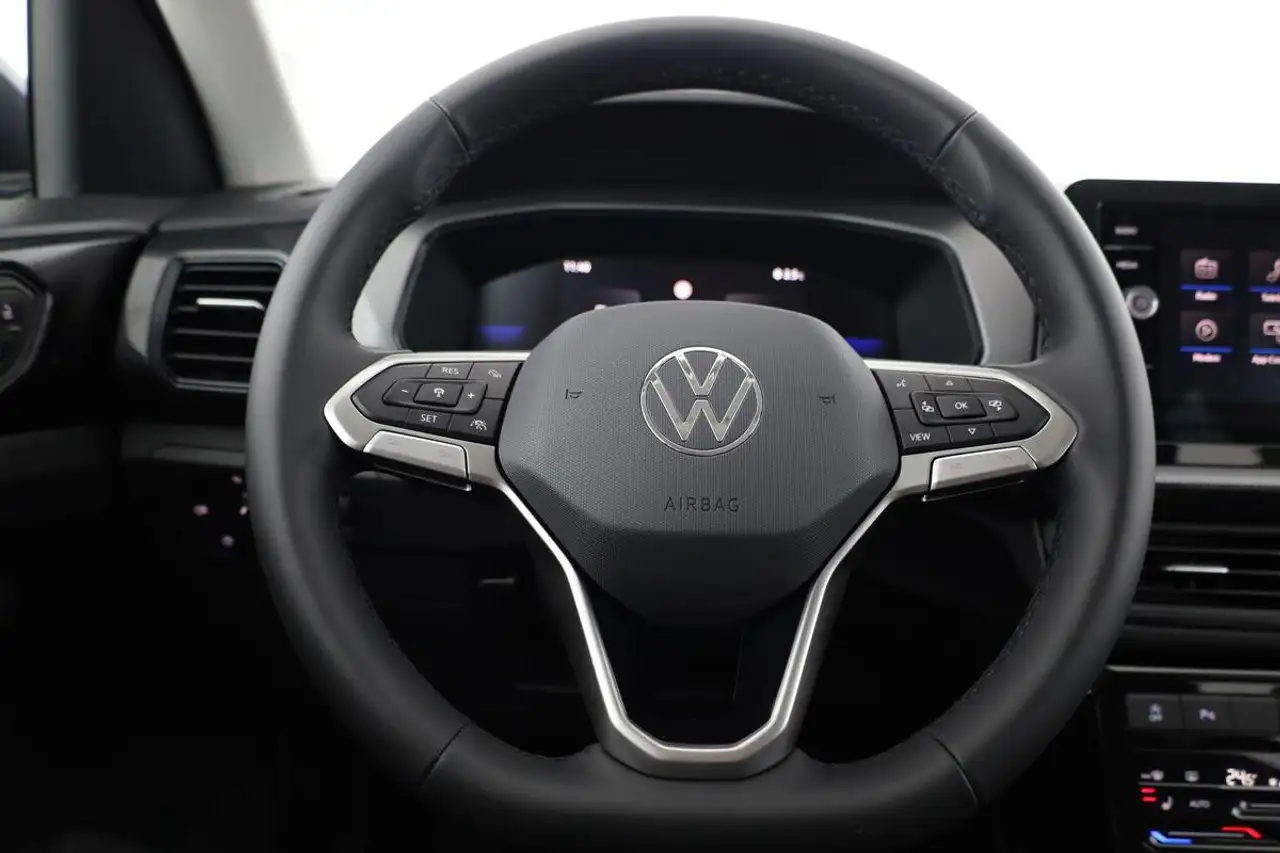Volkswagen T-Cross 7