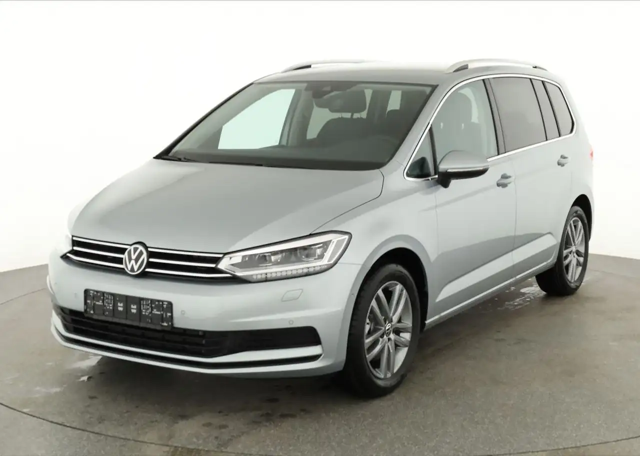 Volkswagen Touran 2