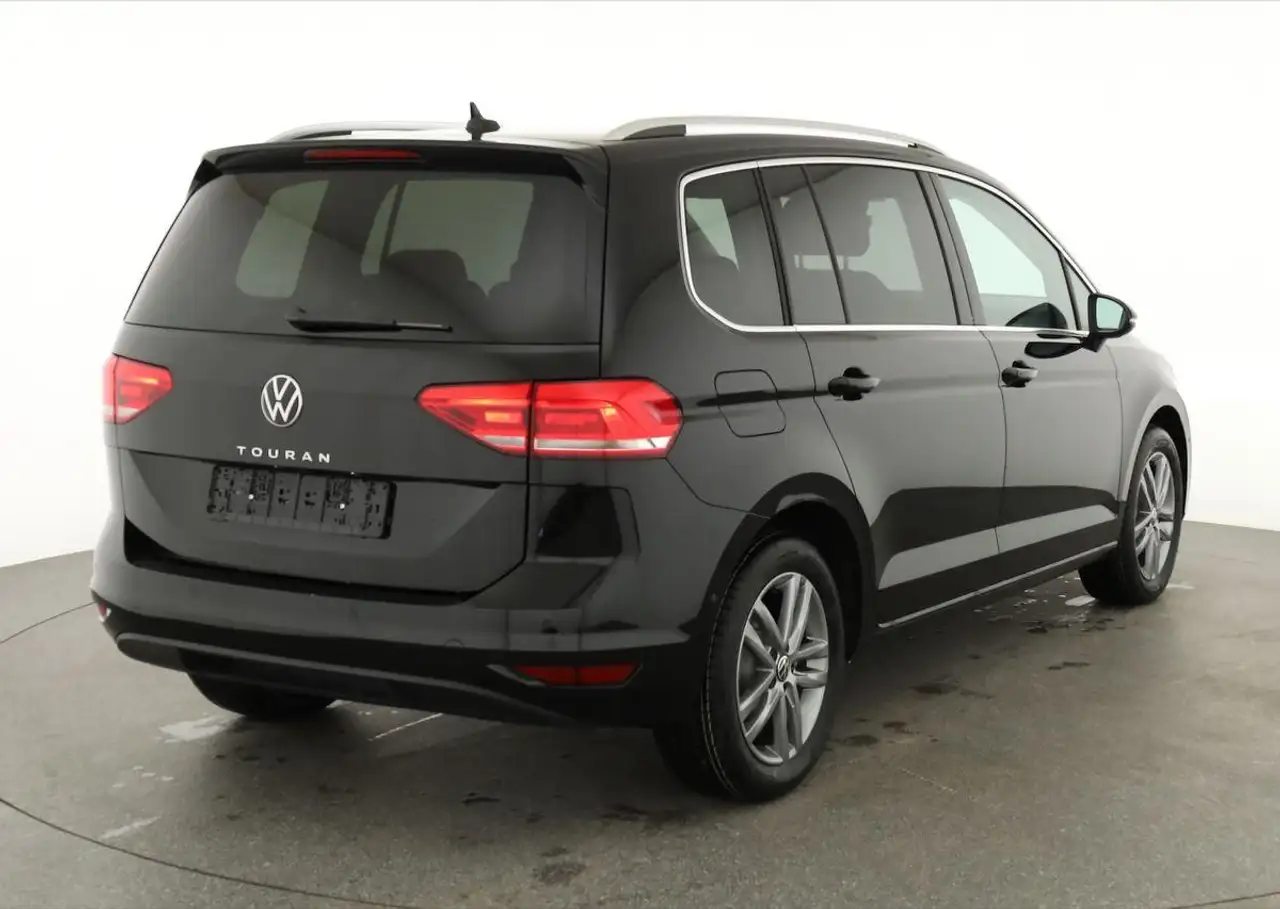 Volkswagen Touran 4