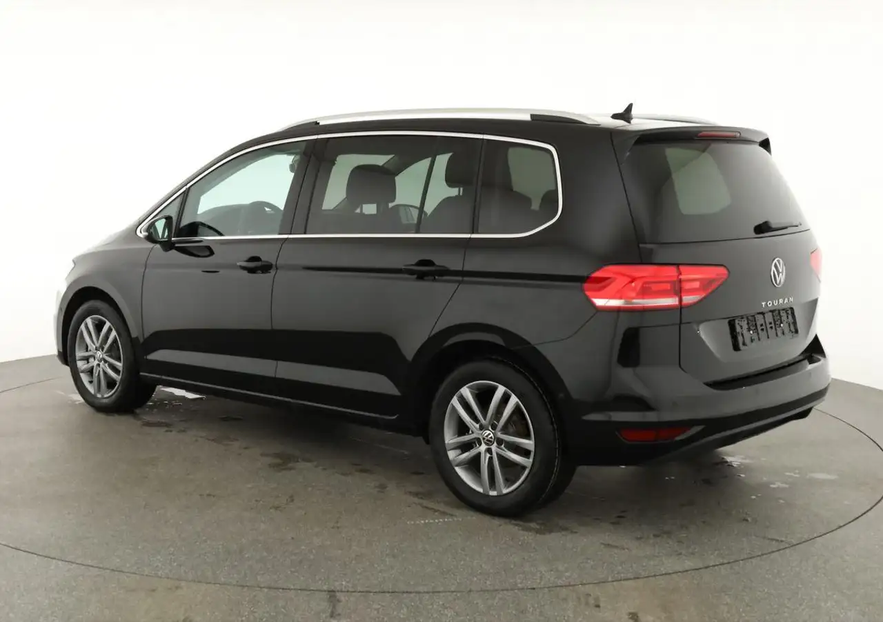 Volkswagen Touran 5