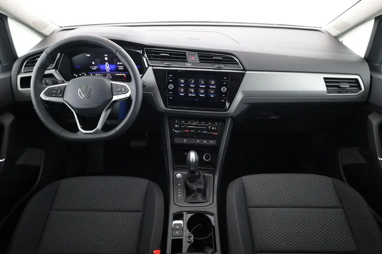 Volkswagen Touran 6