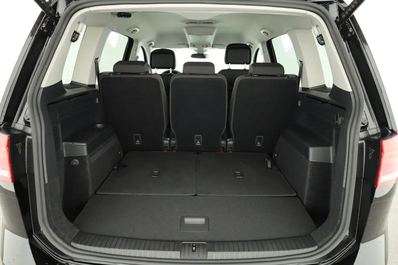 Volkswagen Touran 13