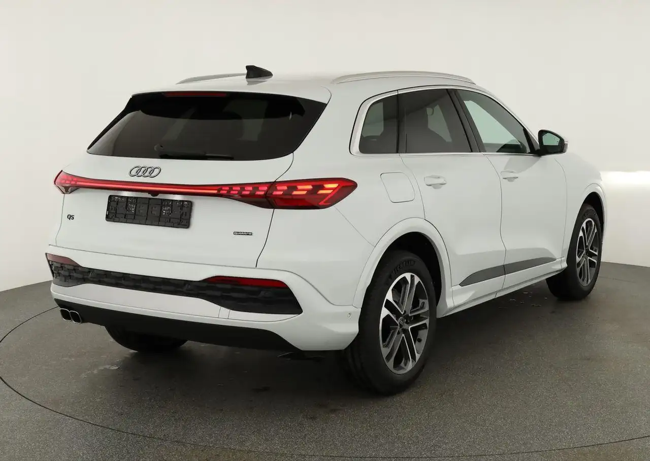 Audi Q5 4