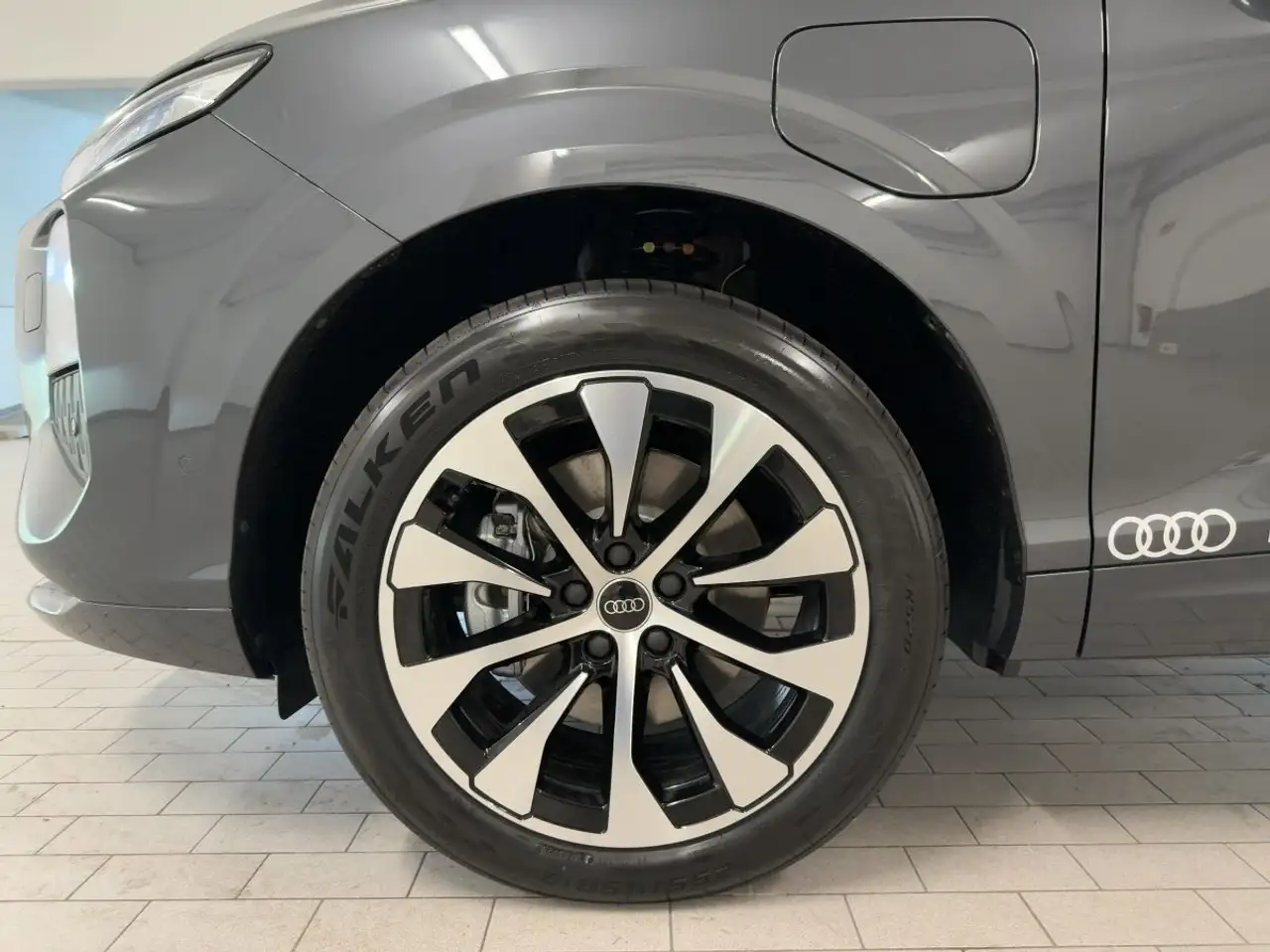 Audi Q3 15