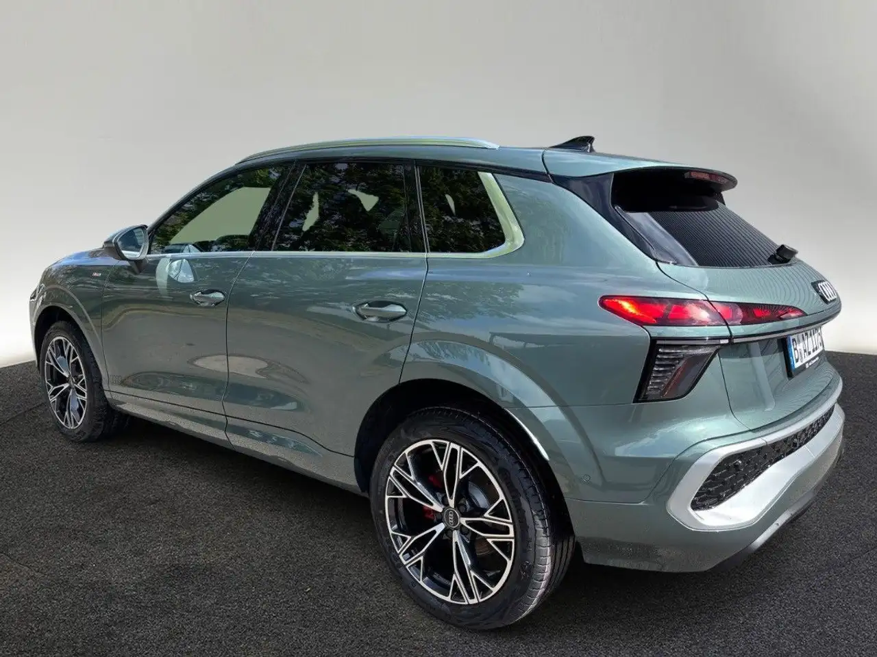 Audi Q3 8